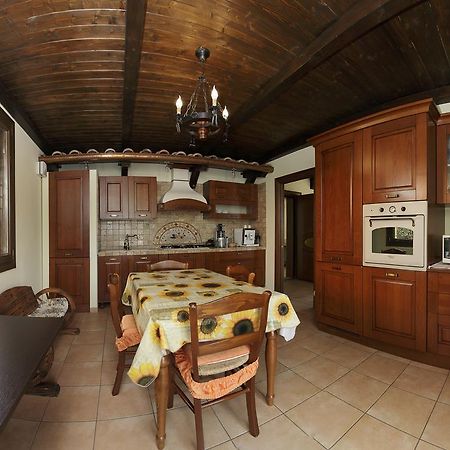 Bed and Breakfast Borgo Dei Sensi à Casumaro Extérieur photo