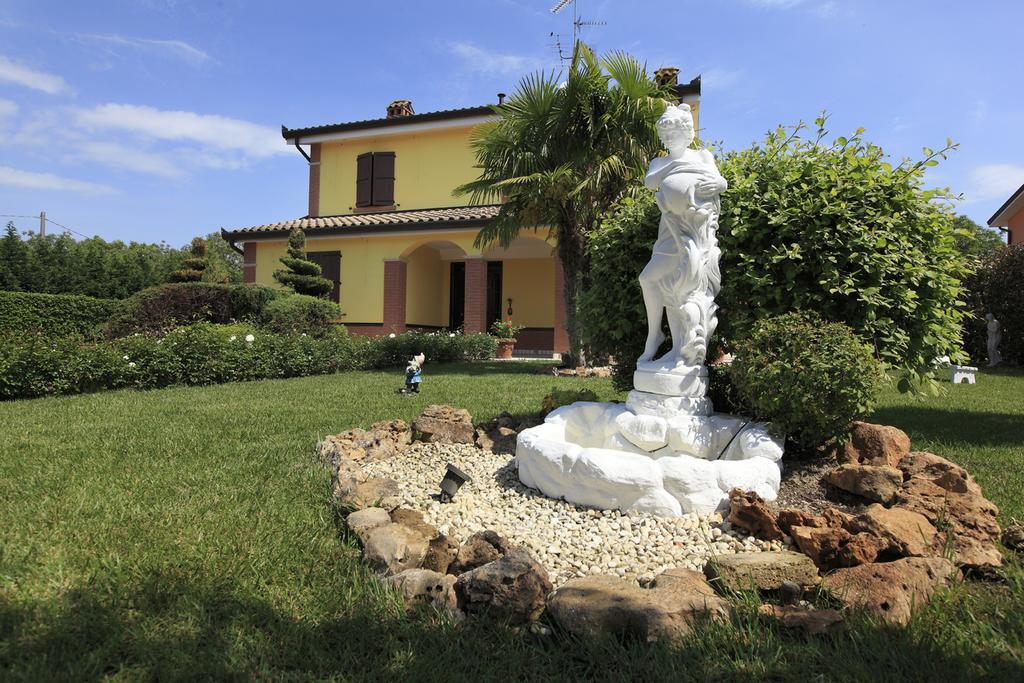 Bed and Breakfast Borgo Dei Sensi à Casumaro Extérieur photo